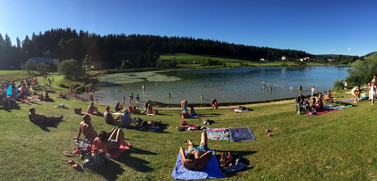 Gite Avec Terrasse Et Belle Vue - Chaletnelda Com Lamoura Exterior foto